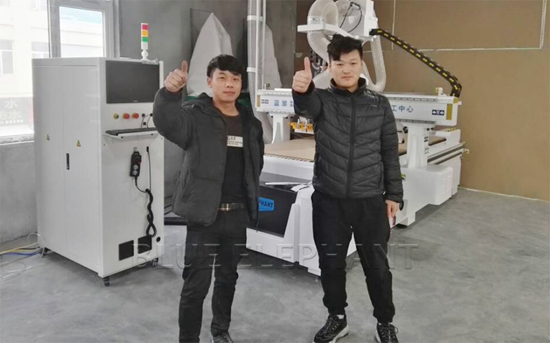陜西客戶訂購板式家具生產線